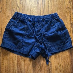 Women’s Gap linen shorts